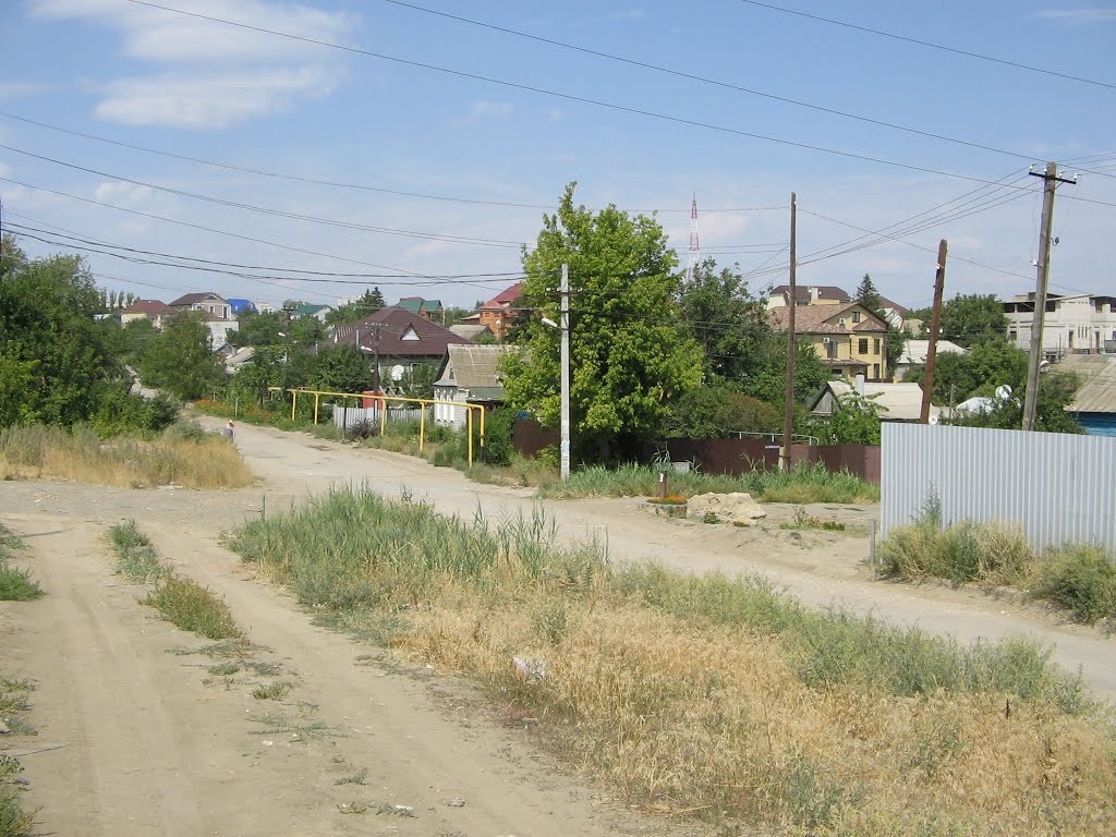 Dzerzhinskiy rayon, Volgograd, Volgogradskaya oblast', Russia by Victor Belousov