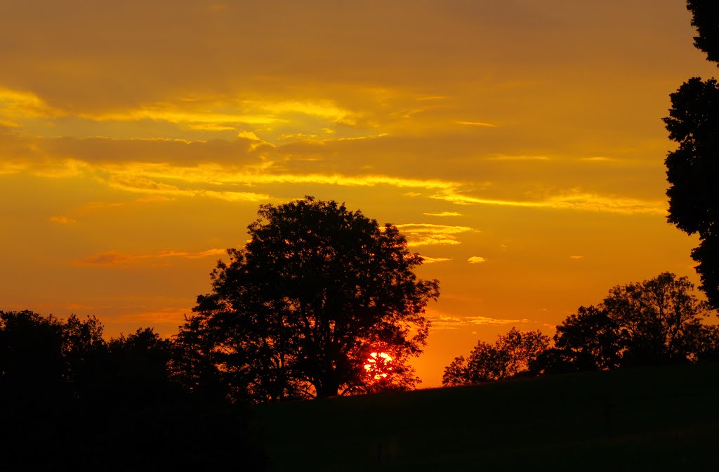 Sonnenuntergang bei Irschenberg / Wilparting by Reto Börner