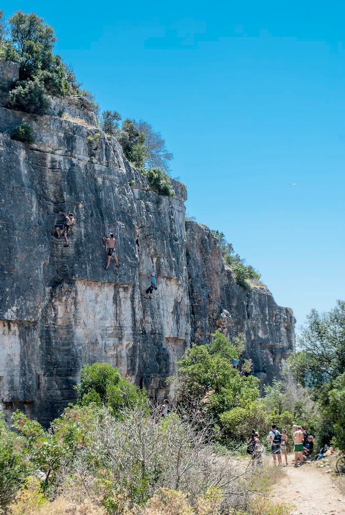 Montauro climbing area by Dinko Gubić