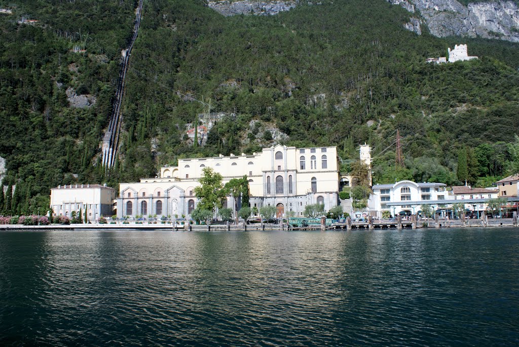 Riva Del Garda Italy by qualwafer