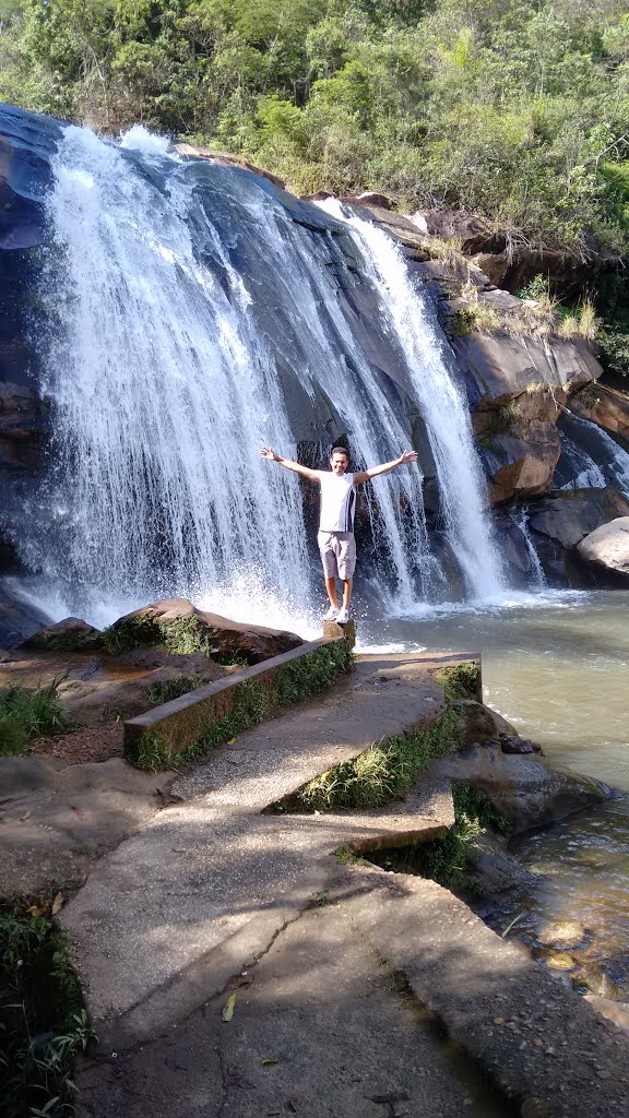 Cachoeira do Brumado by Van_