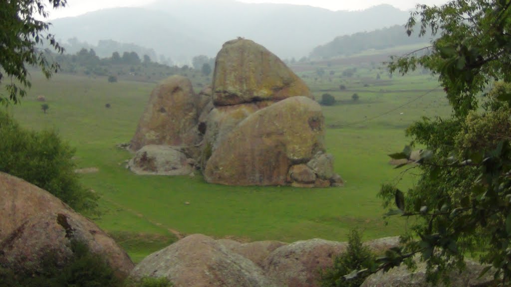 Las Piedrotas en Tapalpa Jalisco México by apermo46