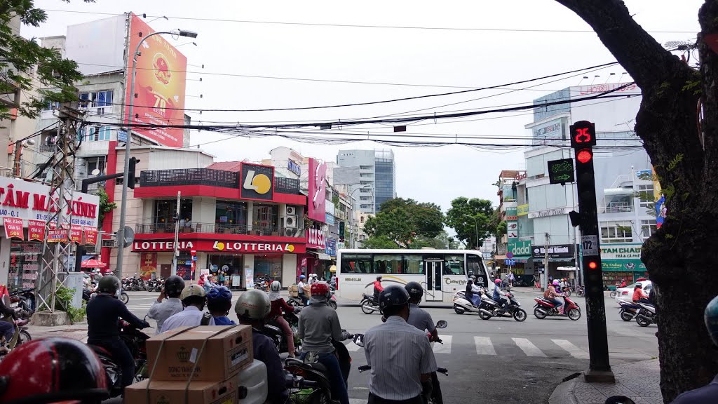 Ho Chi Minh City Thành phố Hồ Chí Minh 城舖胡志明 胡志明市 ホーチミン市 호찌민 시 นครโฮจิมินห์ by Thanh Việt Tiêu (TH…