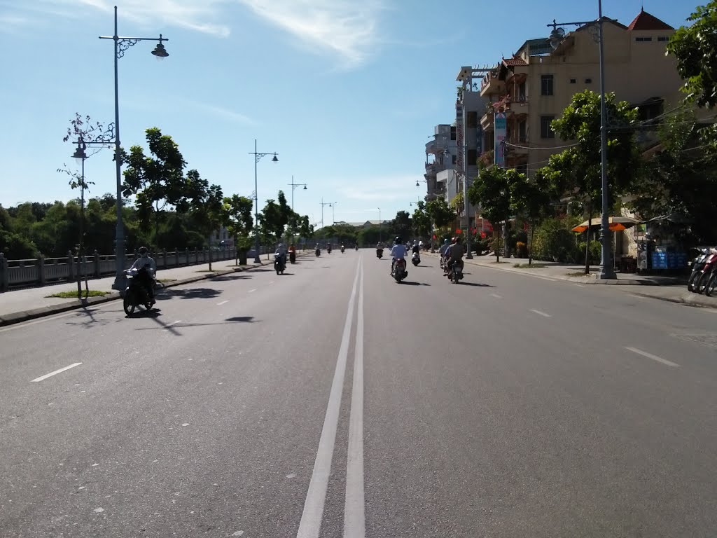 Phường Đúc, Huế, Thua Thien Hue, Vietnam by Koti Eurasia