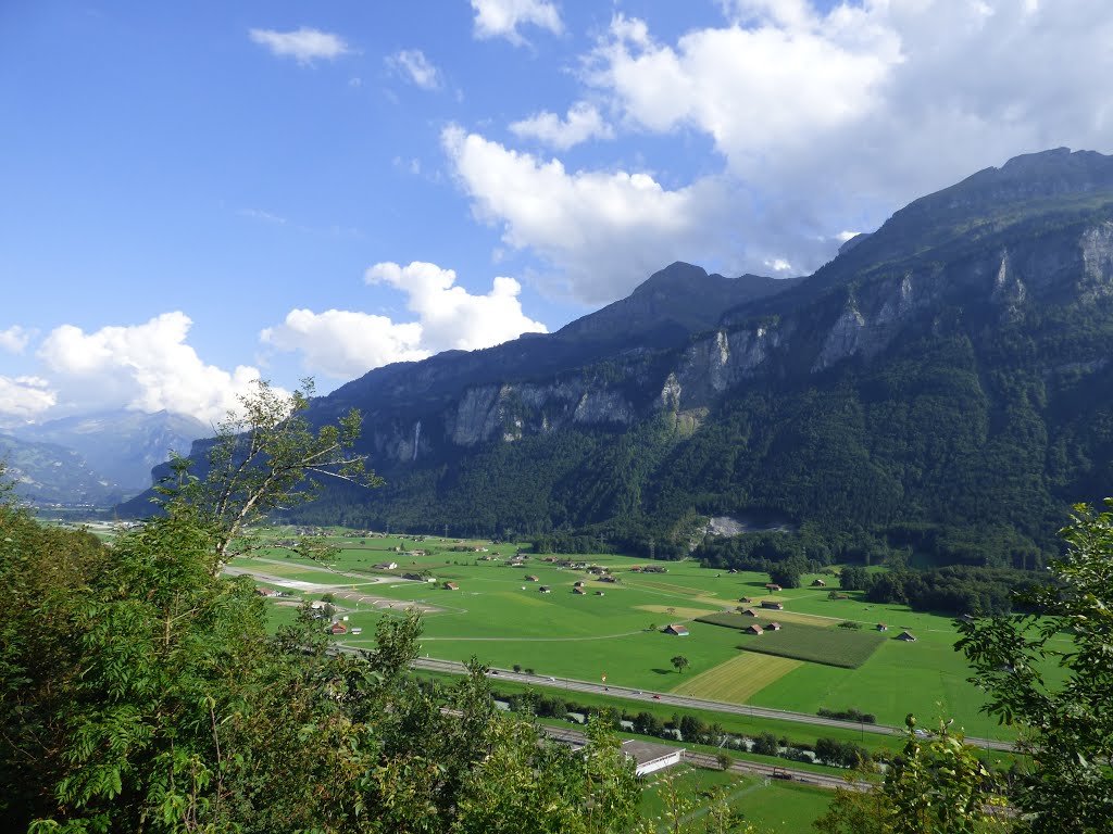 Hofstetten bei Brienz, Switzerland by duchmurz