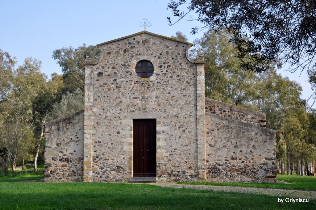 Sardara - Santa Maria de is acquas: chiesa di Santa Maria by Orlando Caboni