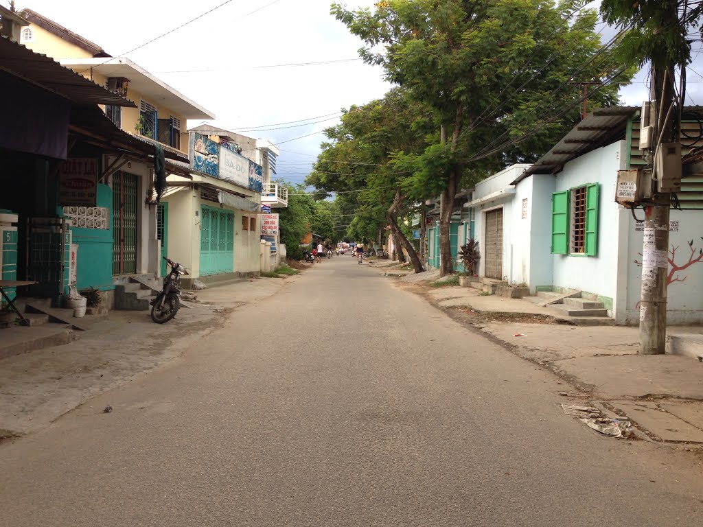 Phú Cát, tp. Huế, Thừa Thiên Huế, Vietnam by Koti Eurasia