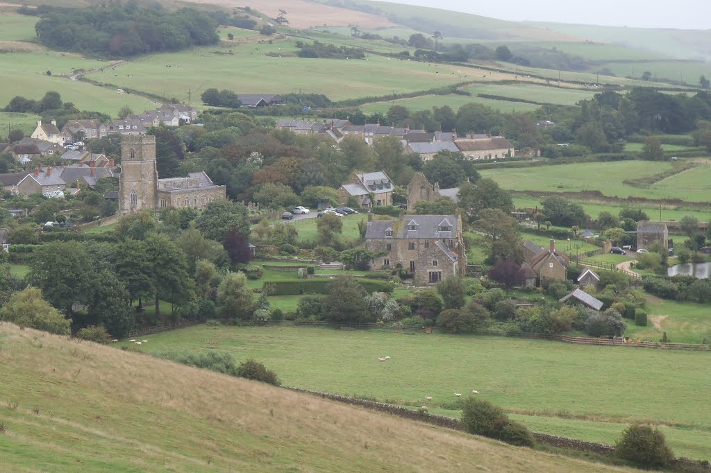 Abbotsbury Village from Chapel Hill by Meic W Caerdydd