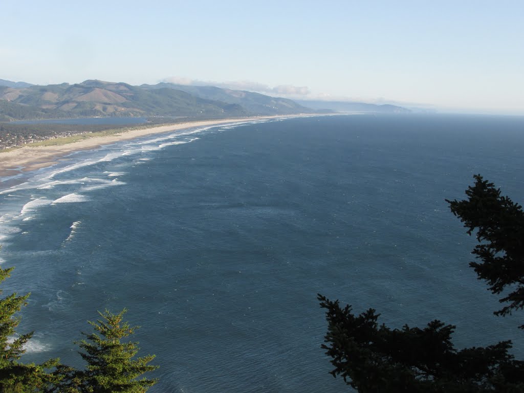 The Deep Blue Waters Of The Oregon Coast Near Nehalem, Oregon Jul '15 by David Cure-Hryciuk