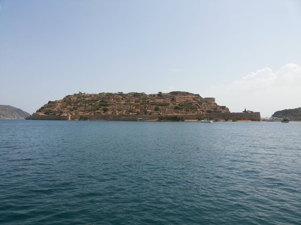 Spinalonga island by Konstantinos Xenos