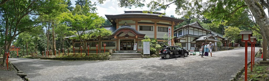 Hiyoshi Taisha shrine , 日吉大社 by z tanuki