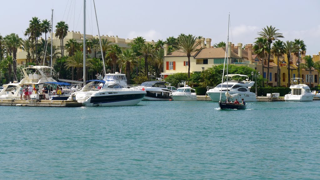 Sotogrande Cádiz by Teresa Campos de Bar…