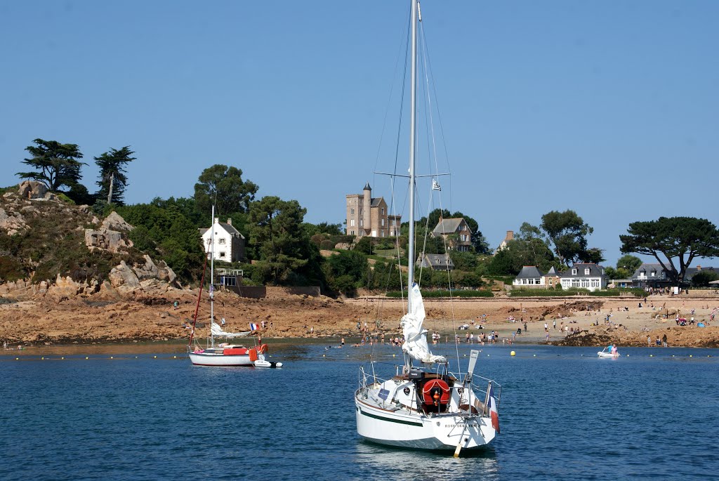 371 Guerzido, 22870 Île-de-Bréhat, France by Serge LE MESCAM