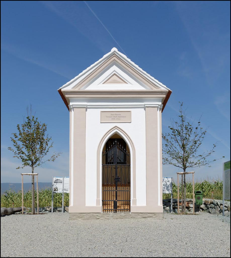 Kapelle bei Schandorf by Robert Heilinger