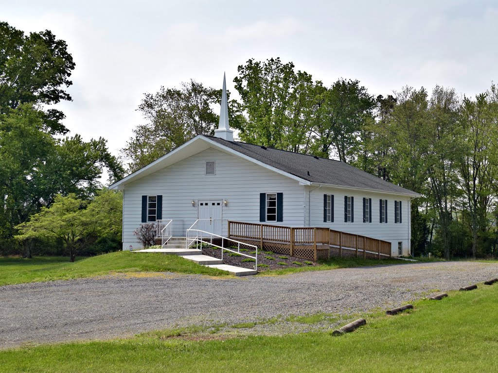 Grace Baptist Church, Constitution Highway, Orange, VA by Dan R. Mills