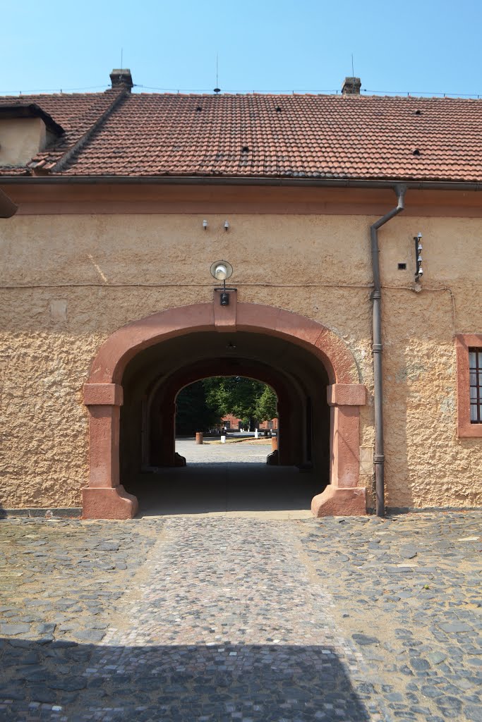 Campo di concentramento di Terezín: piccola fortezza by Geo S