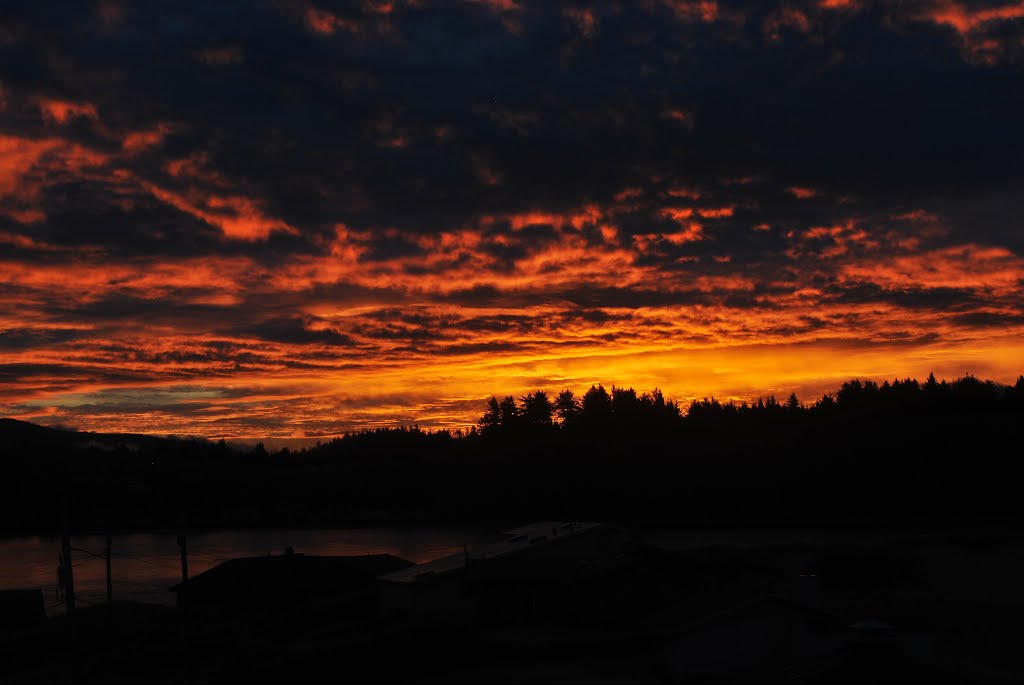 Waldport Sunrise by Chris Harmon