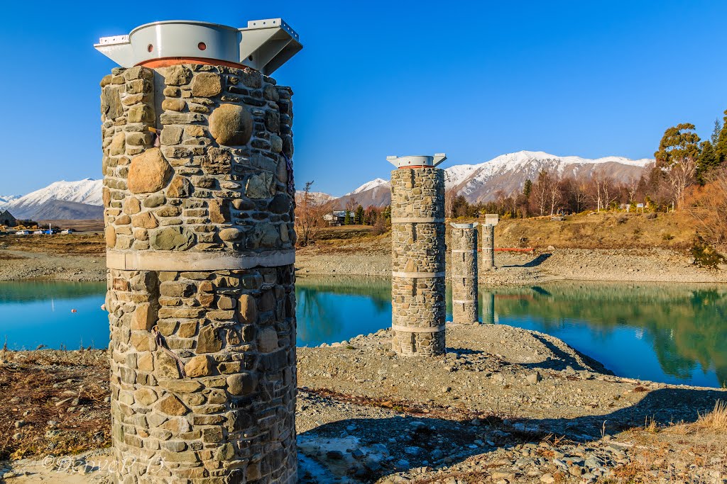 Footbridge @ Lake Tekapo by Rodenver Tambalque