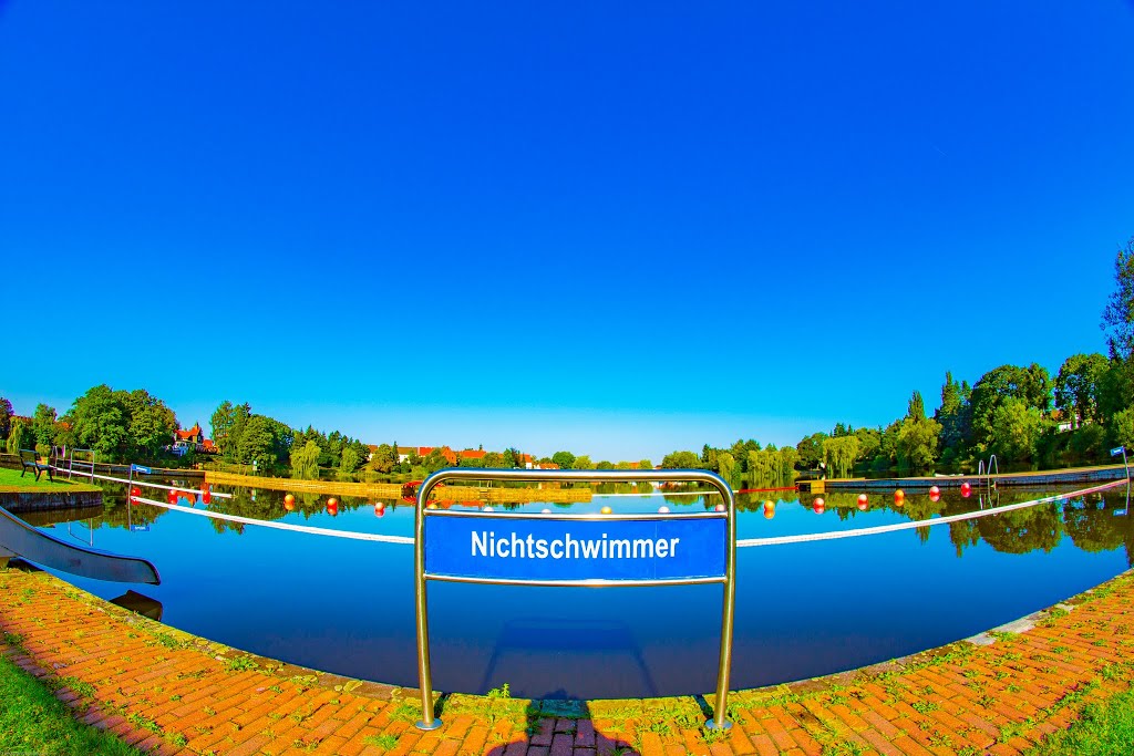 Auch Nichtschwimmer können hier gefahrlos baden ... ♥ by Boris Gonschorek