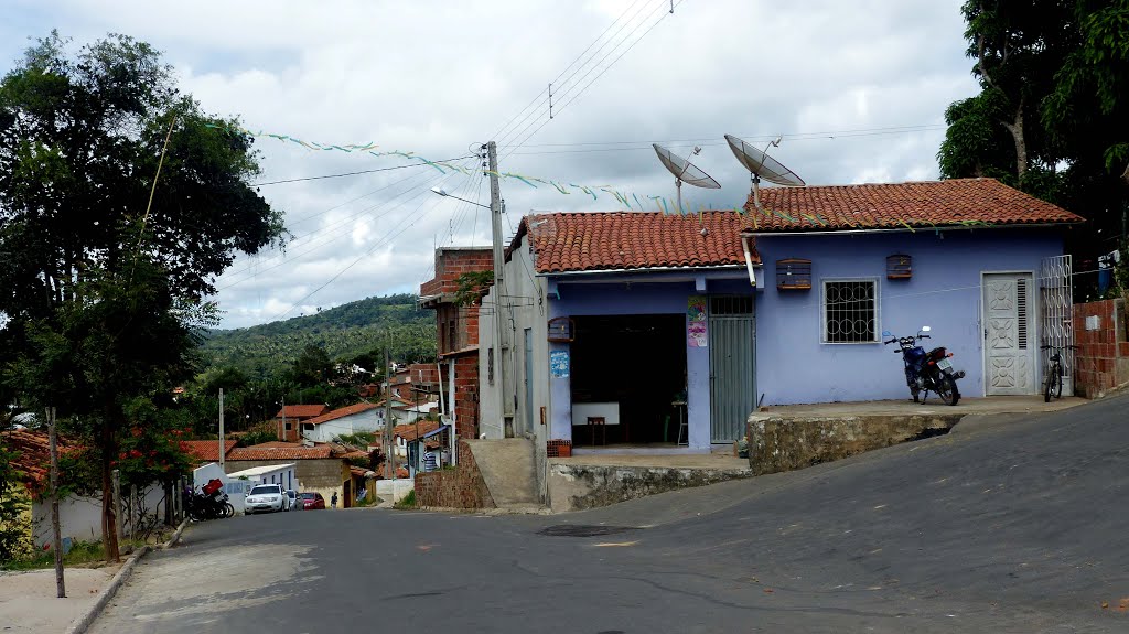 CAMINHANDO E CONHECENDO AS RUAS DE VIÇOSA DO CEARÁ by ARAGÃO