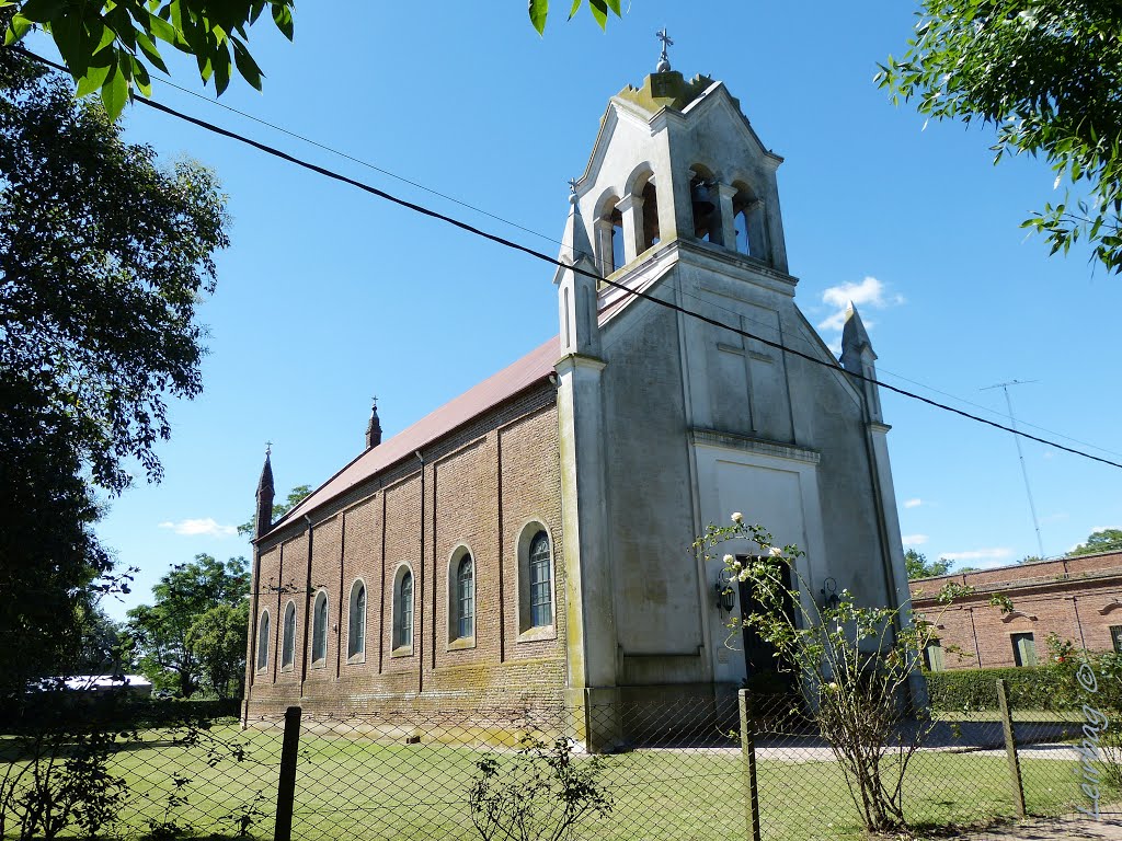 Capilla San Juan Bautista - Duggan, Buenos Aires by Gabriel Hernan (Leir…