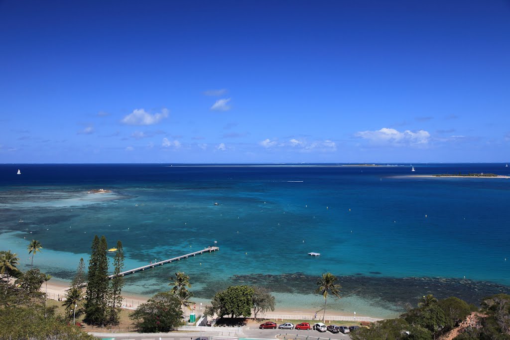 Ouen Toro, Nouméa by Takahashi Masaki