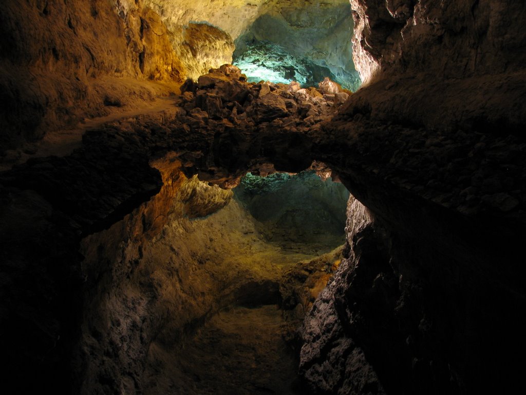 Cueva de los Verdes Wulkan Lanzarote by marlacho m