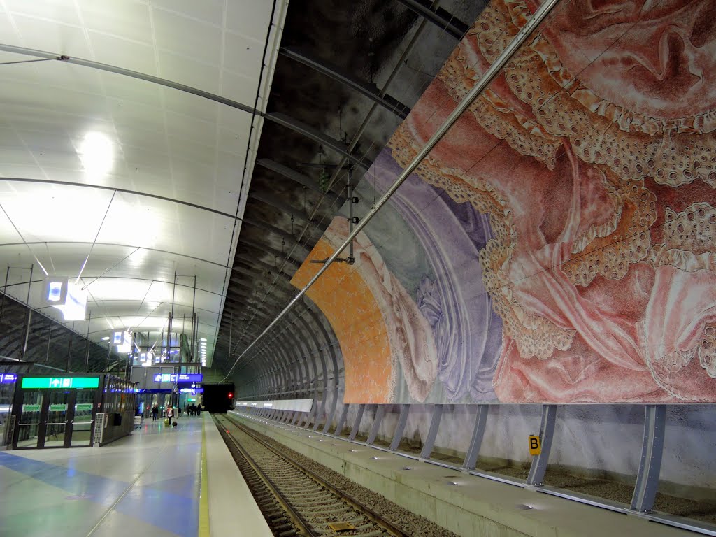 Wall art at Lentoasema Station by Petteri Kantokari