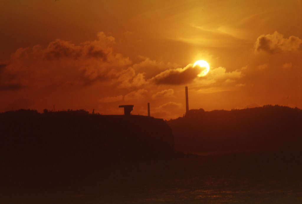 Puesta de sol en Gijón by Marco Menéndez