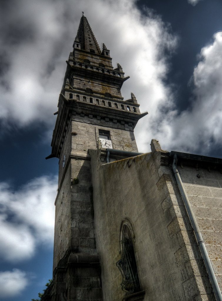 29830 Ploudalmézeau, France by Ralf Es