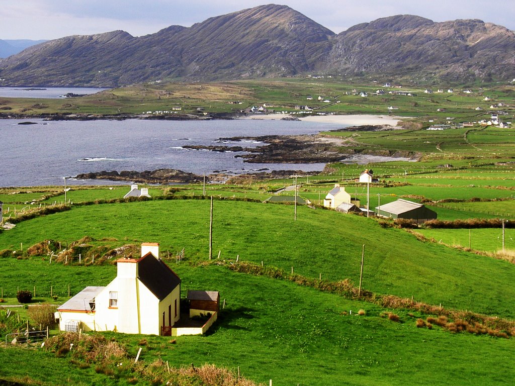 Beara's Ring - Ballydonegan Bay by lamonterrubio