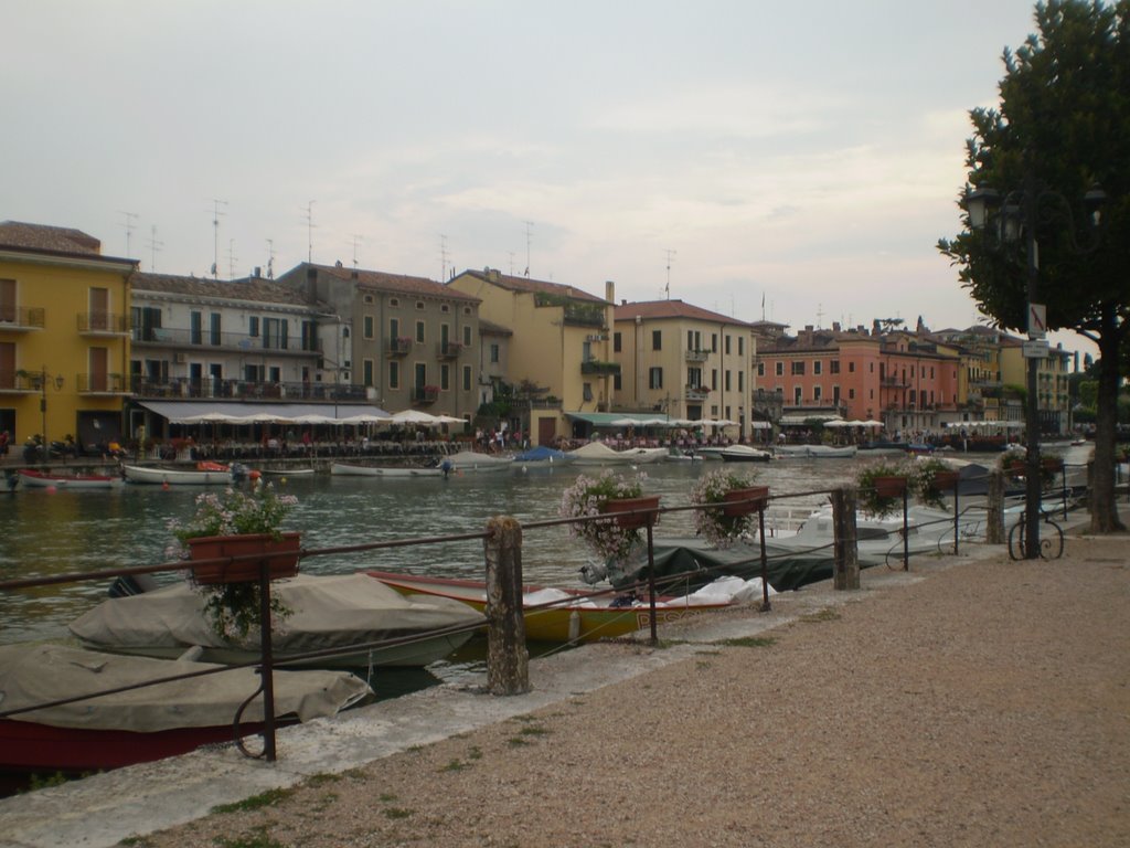 PESCHIERA DEL GARDA - 2008 by Maria Salette Jacque…