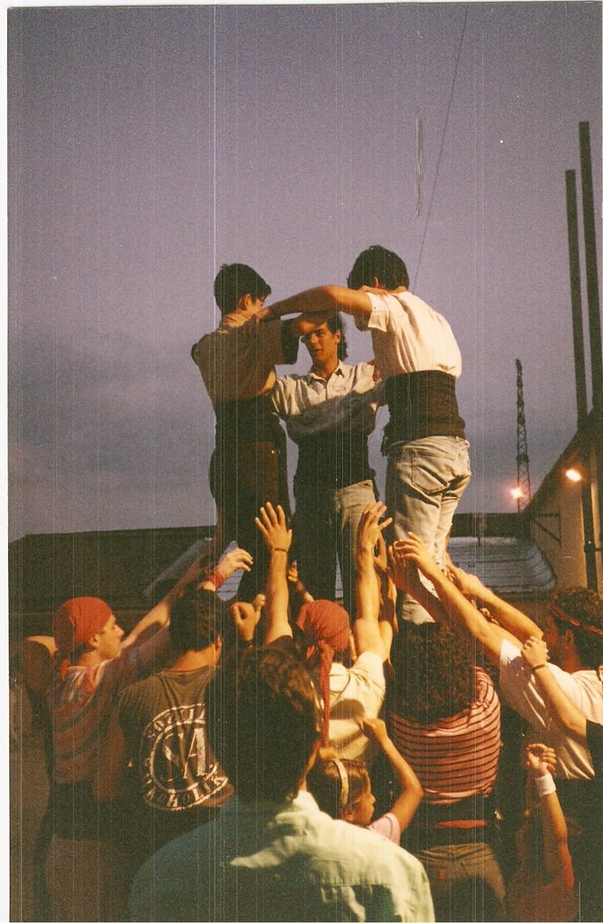 Castellers (scan) by Frank Wortmann