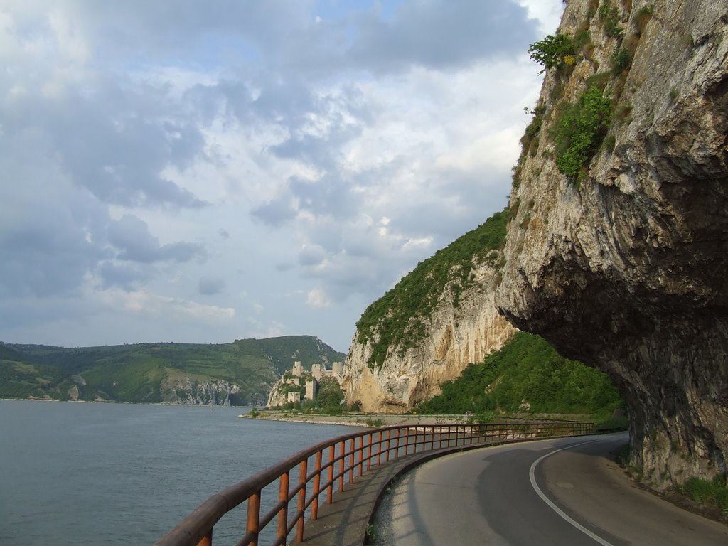 Golubac fortress by radeknez