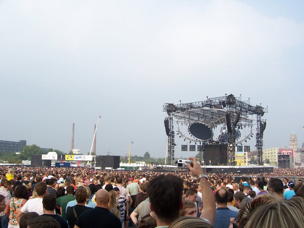 Loveparade 2006, Essen, Berliner Platz by Photograph123