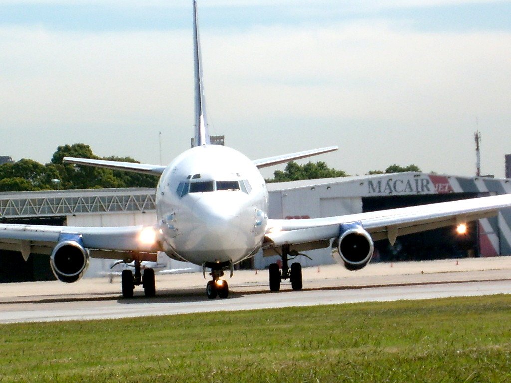 Aeroparque boeing737 LV-ZTT by Diego_GP14