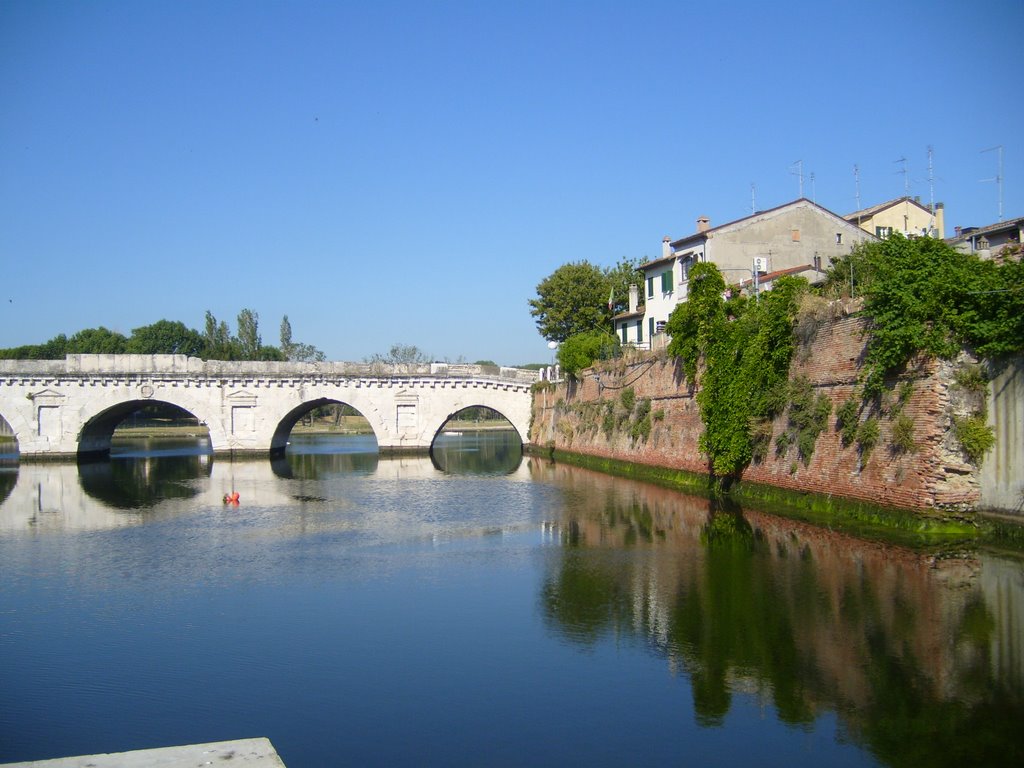 Ponte Tiberia by lara.gor.