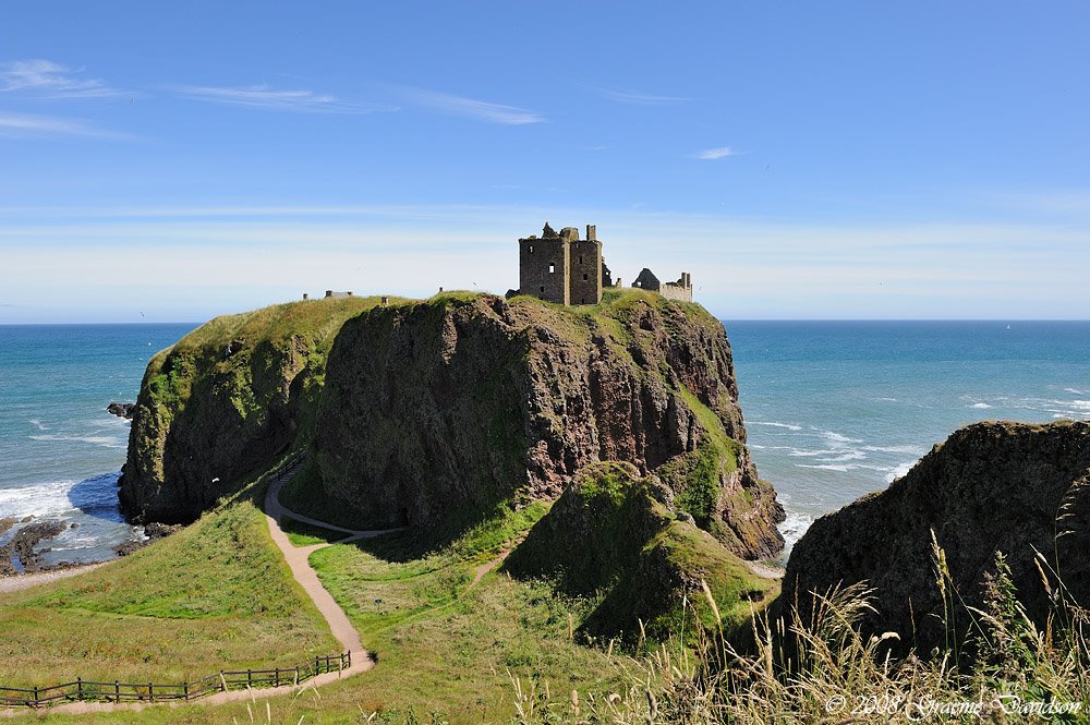 Dunnottar Castle by Graeme Davidson