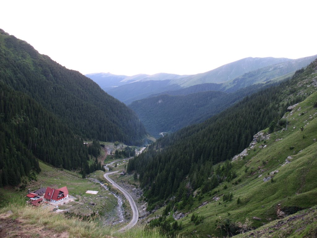 Transfagarasan by Radu Stefan