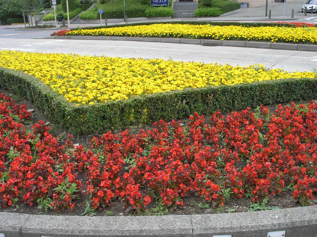 Roundabout on Marcel Thiry avenue by marcewa