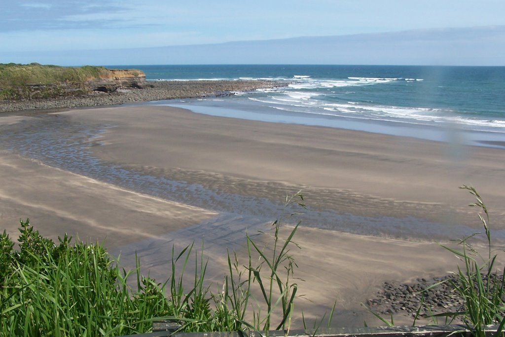 Opunake Beach by Bruce Rockell