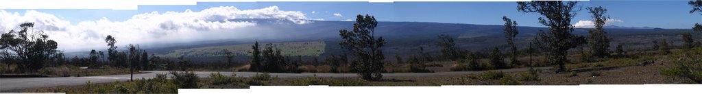 Mauna Loa from Museum Carpark by tonosw