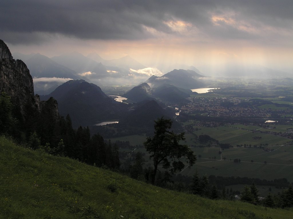 Füssen und Lech vom Tegelberg by Petr Koci