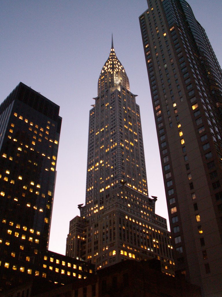 N.Y. Chrysler Building by night by Ebi60