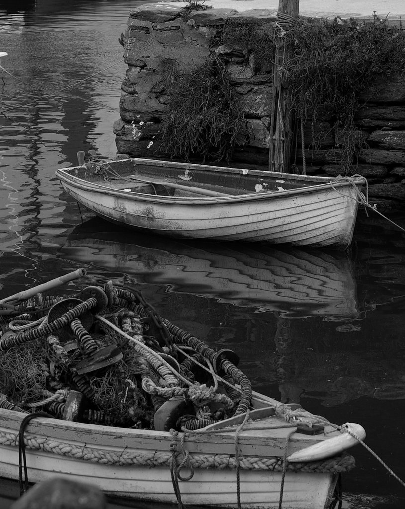 Polperro Harbour by celor