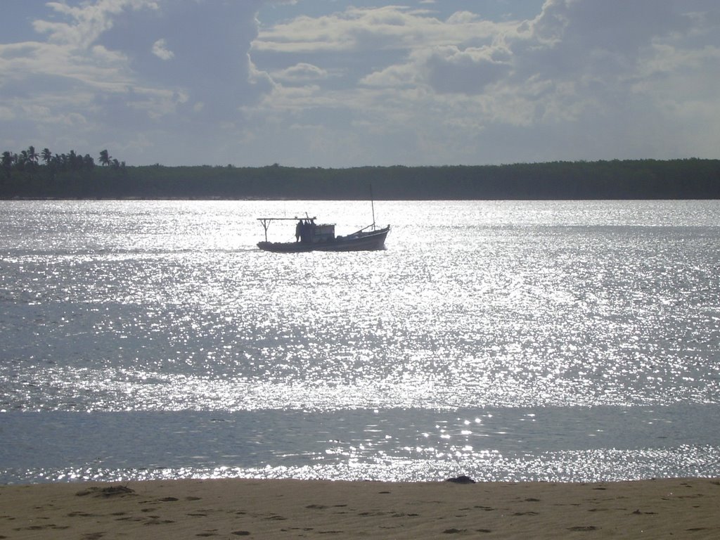 Entardecer no Rio Cricaré em Conceição da Barra-ES by Dean Nonato