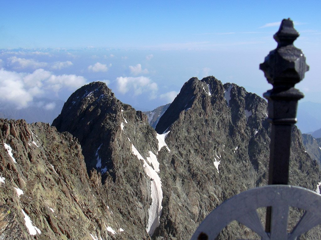 Argentera Punta Sud e Punta Nord vista dalla cima Stella by M.Albi