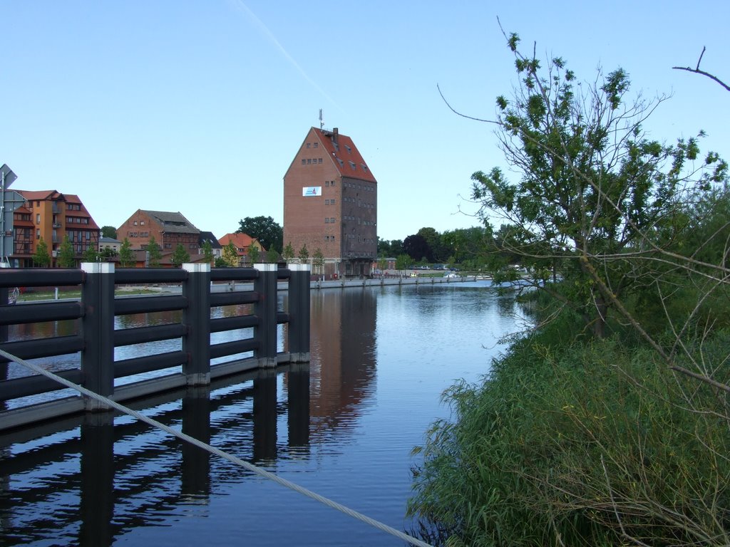 Loitz an der Peene by vulpecula66