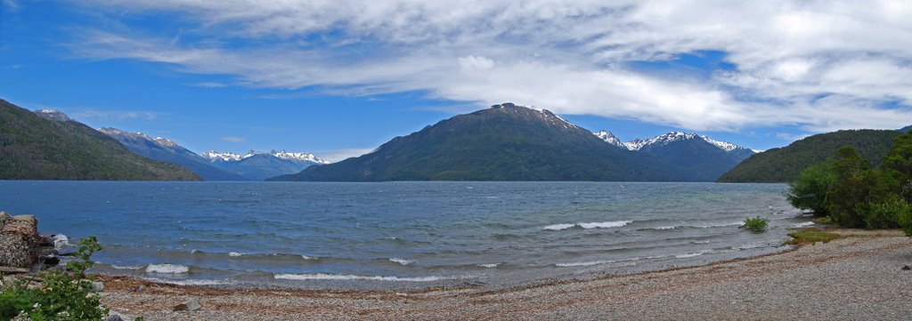 Panorama Lago Puelo by RedRamp