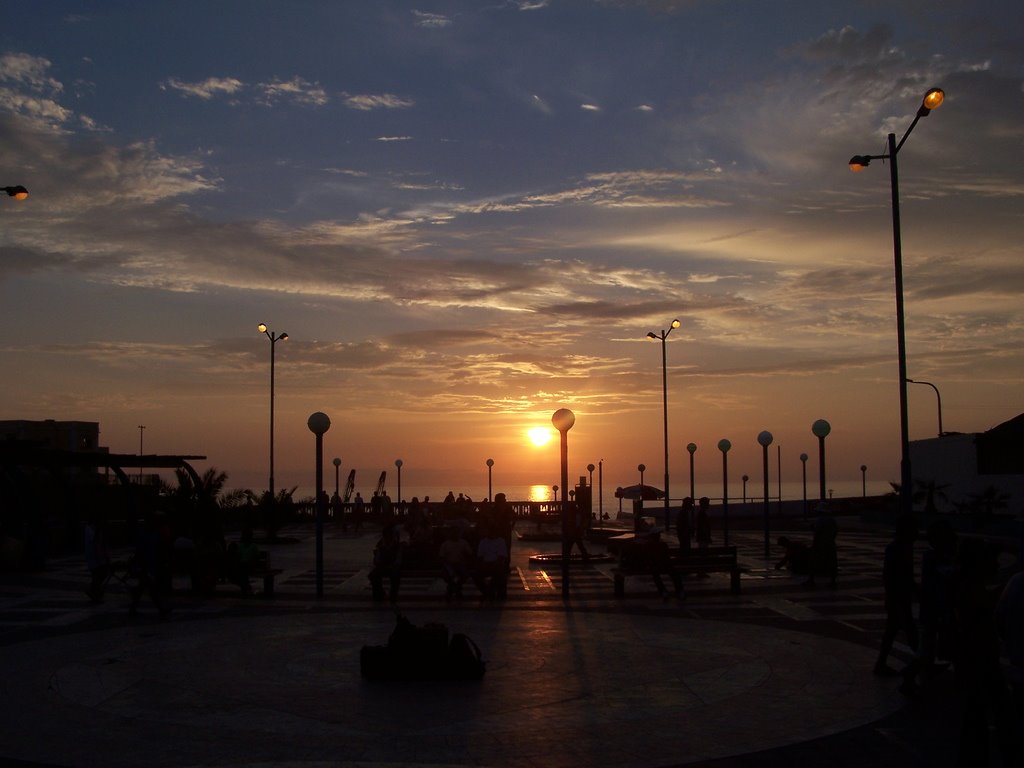 Malecon Ratti by manuelvaldivia